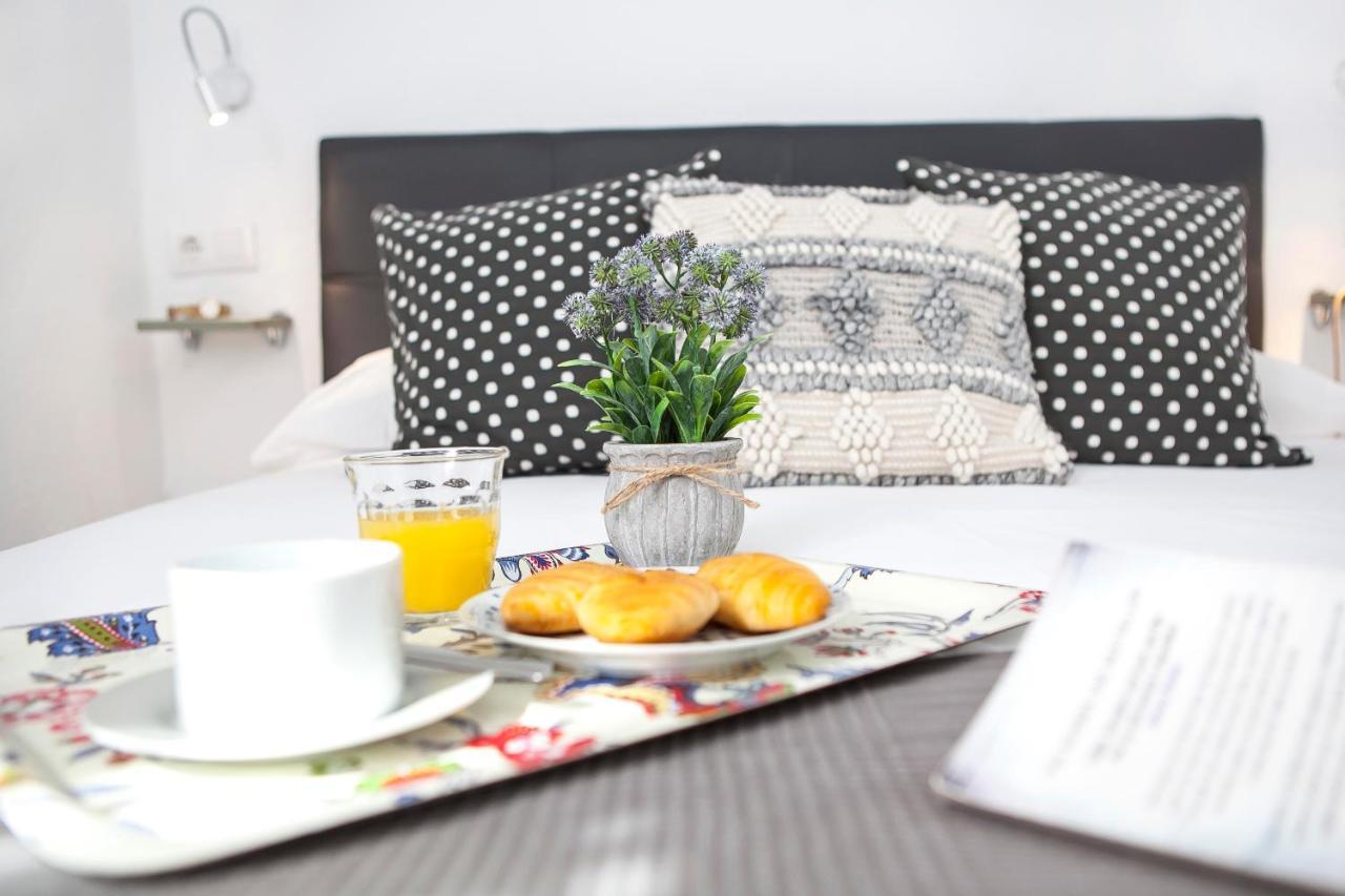 Apartamentos Rg Arenal II Seville Ngoại thất bức ảnh